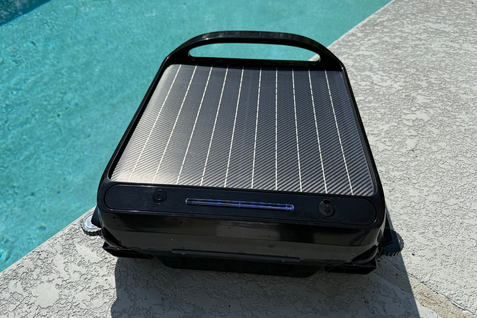 Wybot F1 Pool Skimmer: Best robotic pool skimmer 