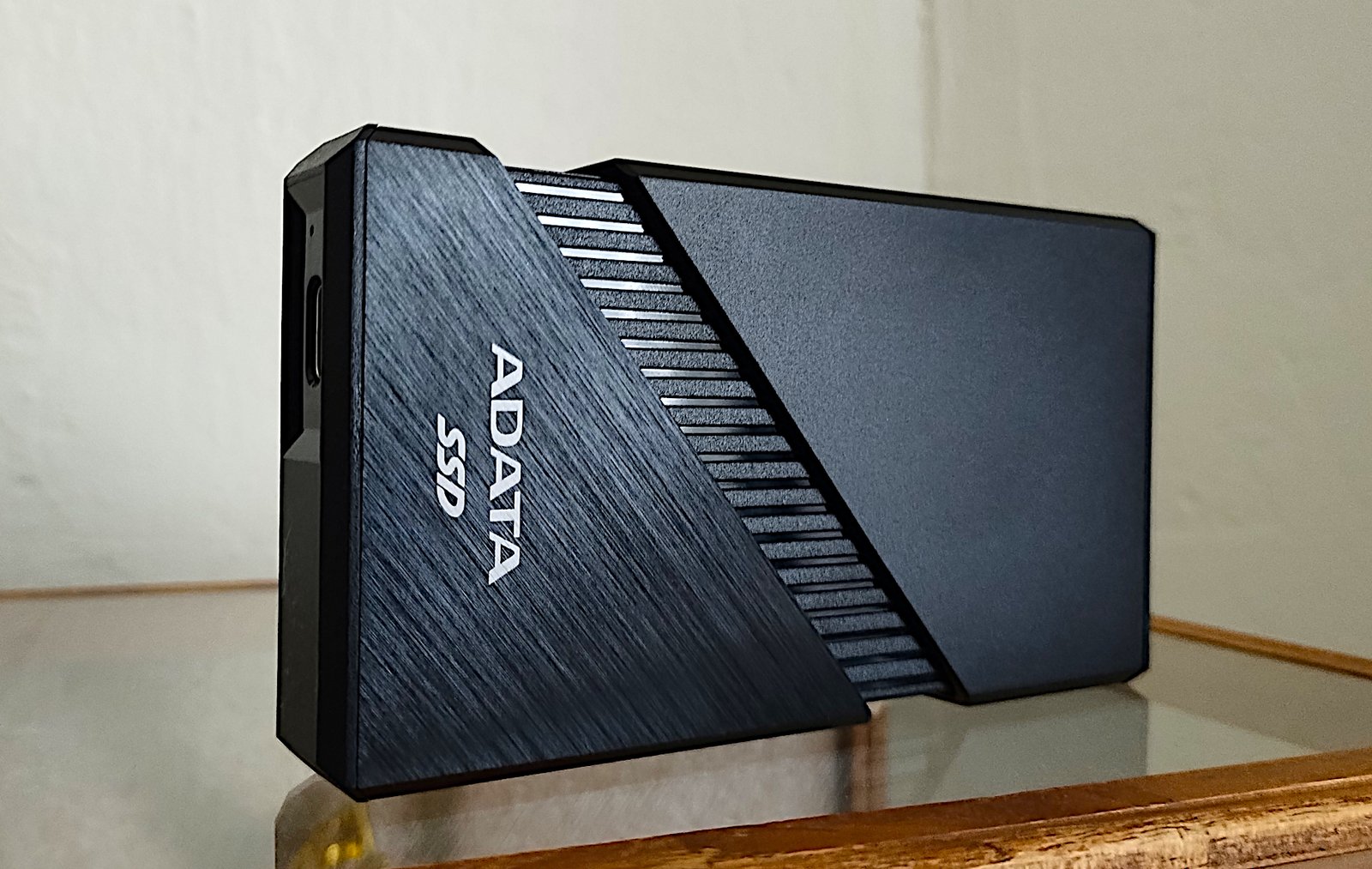 Adata SE920 EX - Best USB4 external SSD for gaming