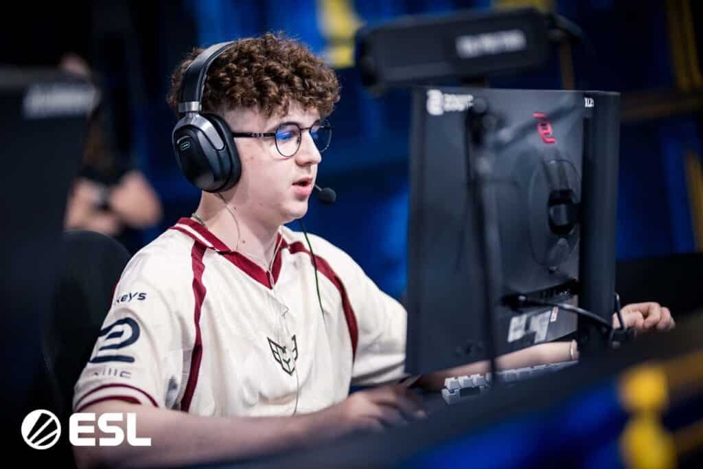 Image of Gr1ks competing at IEM Cologne 2025 while wearing HEROIC jersey