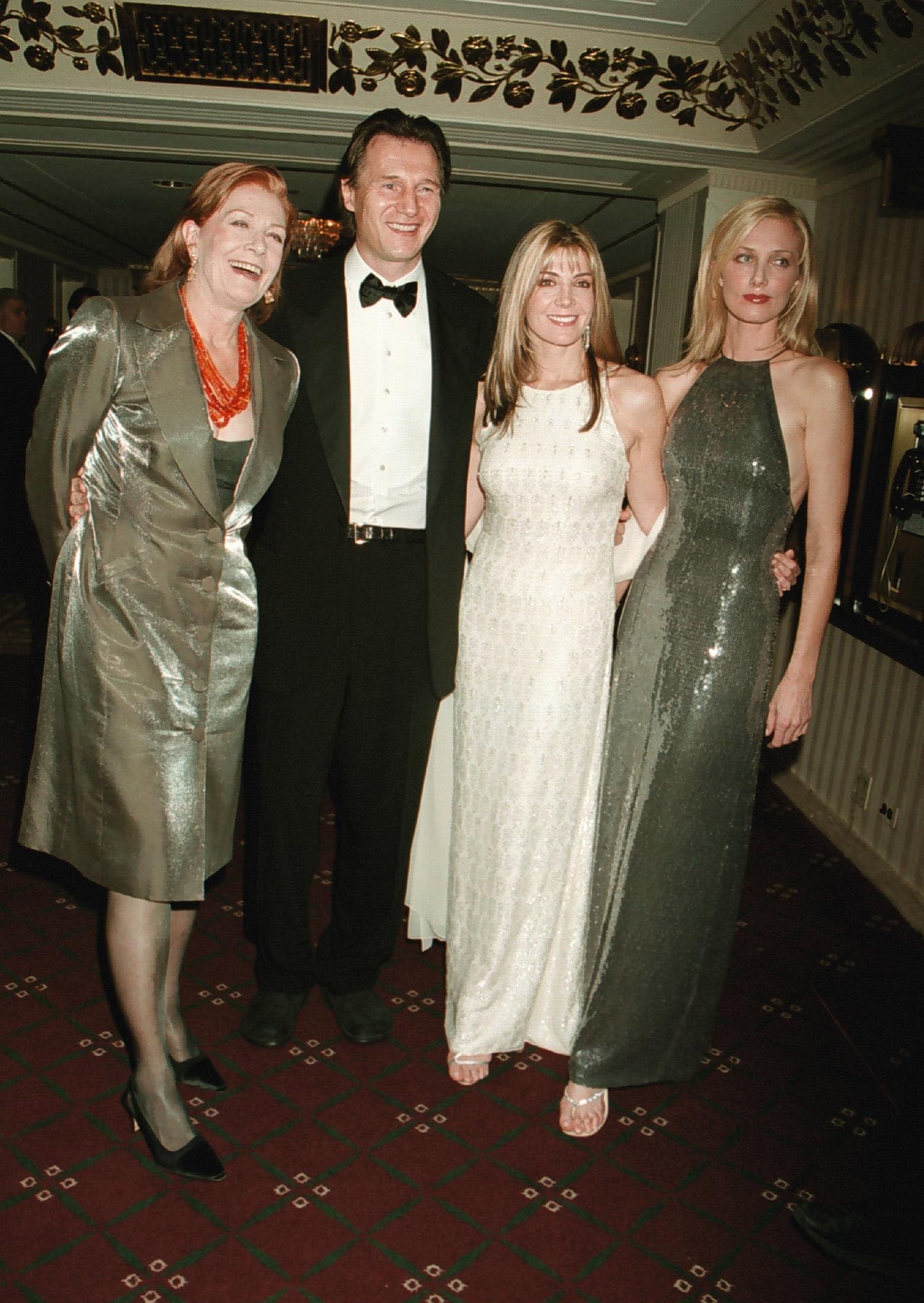 Vanessa Redgrave, Liam Neeson, Natasha Richardson, Joely Richardson at the Christopher Reeve Paralysis Foundation 10th Anniversary Benefit Gala