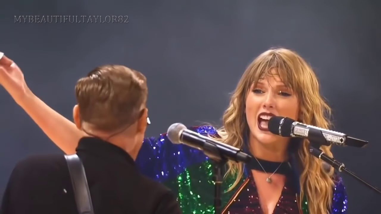 Summer of '69 Taylor Swift & Bryan Adams Reputation Tour Multi Cam August 4, 2018 - YouTube